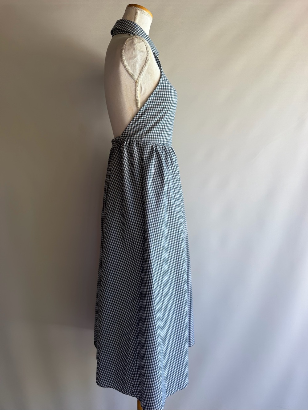 Olivaceous Halter neck Gingham Midi Dress - sz S - Picture 2 of 6
